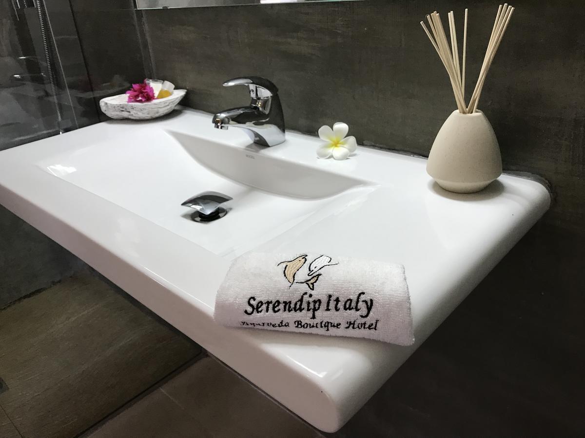 Serendipitaly Ayurveda Boutique Hotel Hikkaduwa Eksteriør bilde